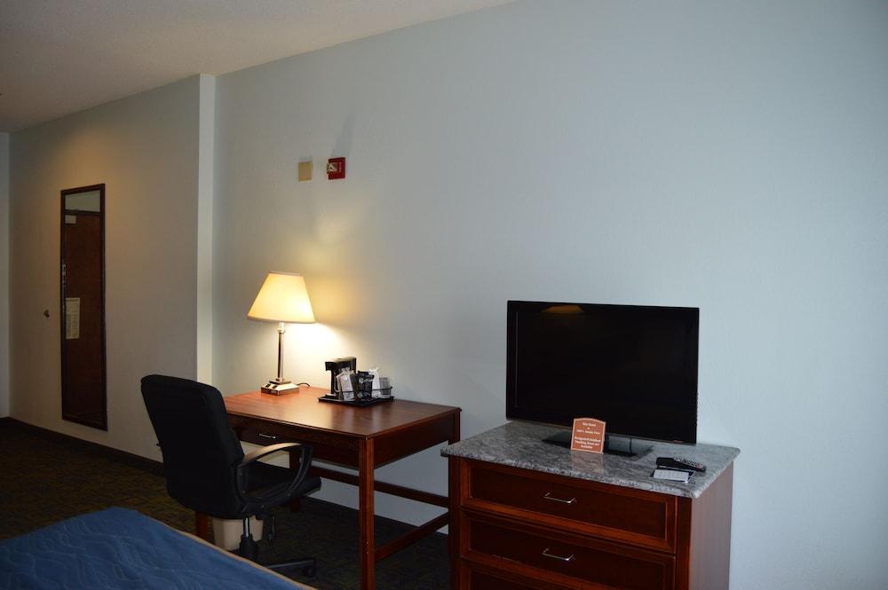 Comfort Inn & Suites Цинциннати Экстерьер фото