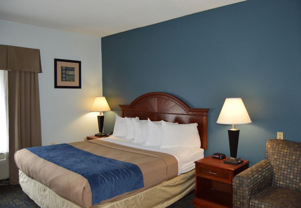 Comfort Inn & Suites Цинциннати Экстерьер фото