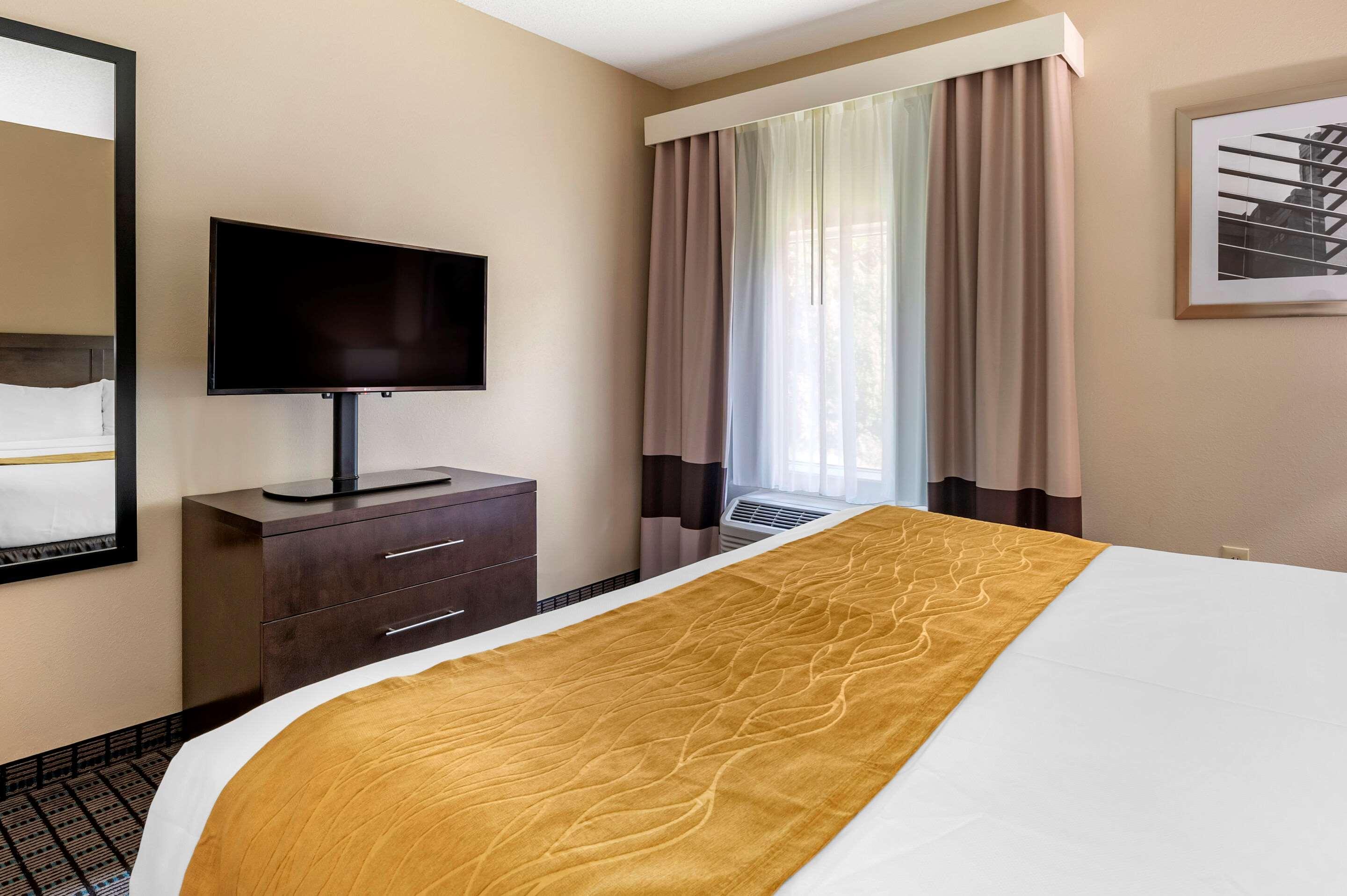 Comfort Inn & Suites Цинциннати Экстерьер фото