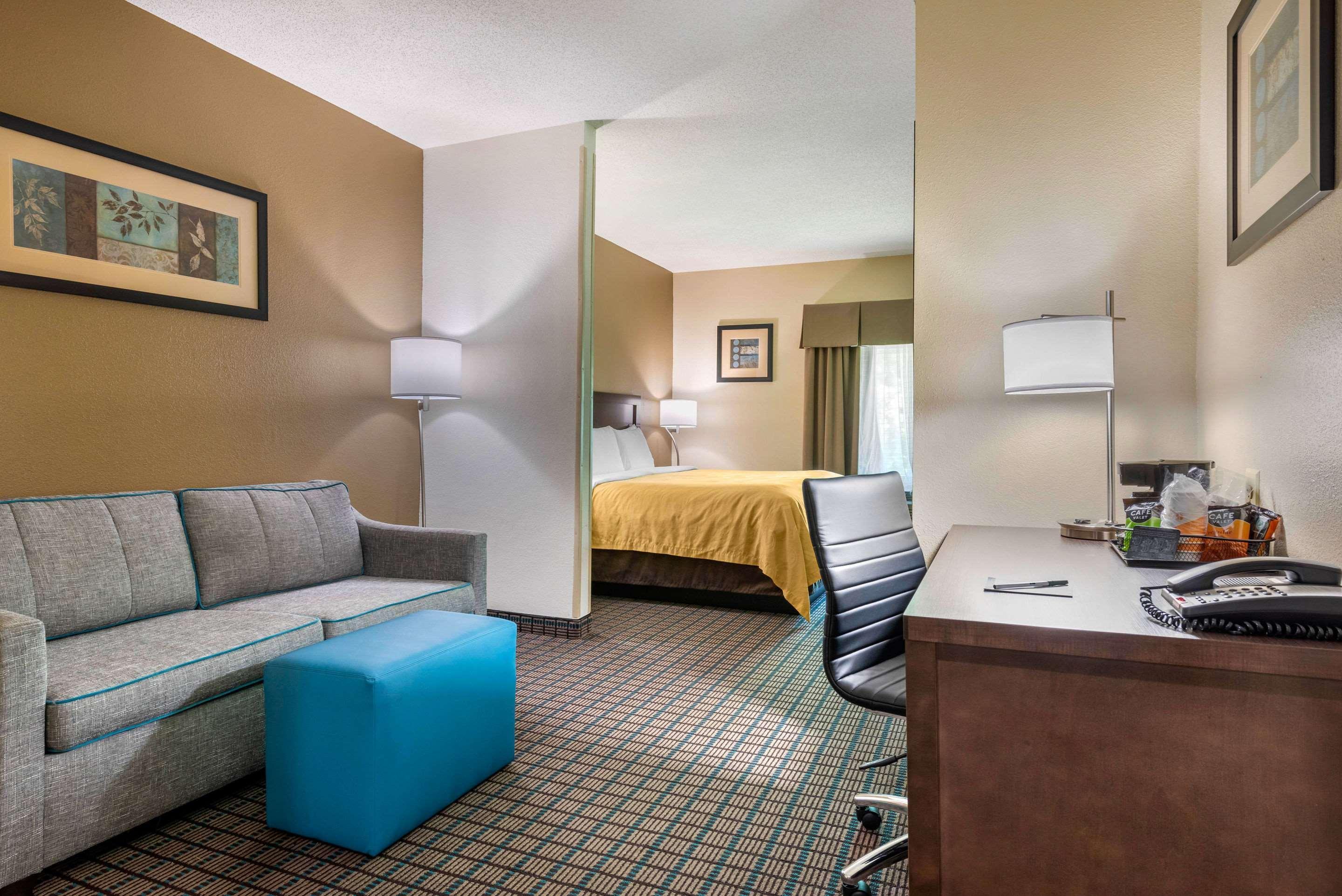 Comfort Inn & Suites Цинциннати Экстерьер фото