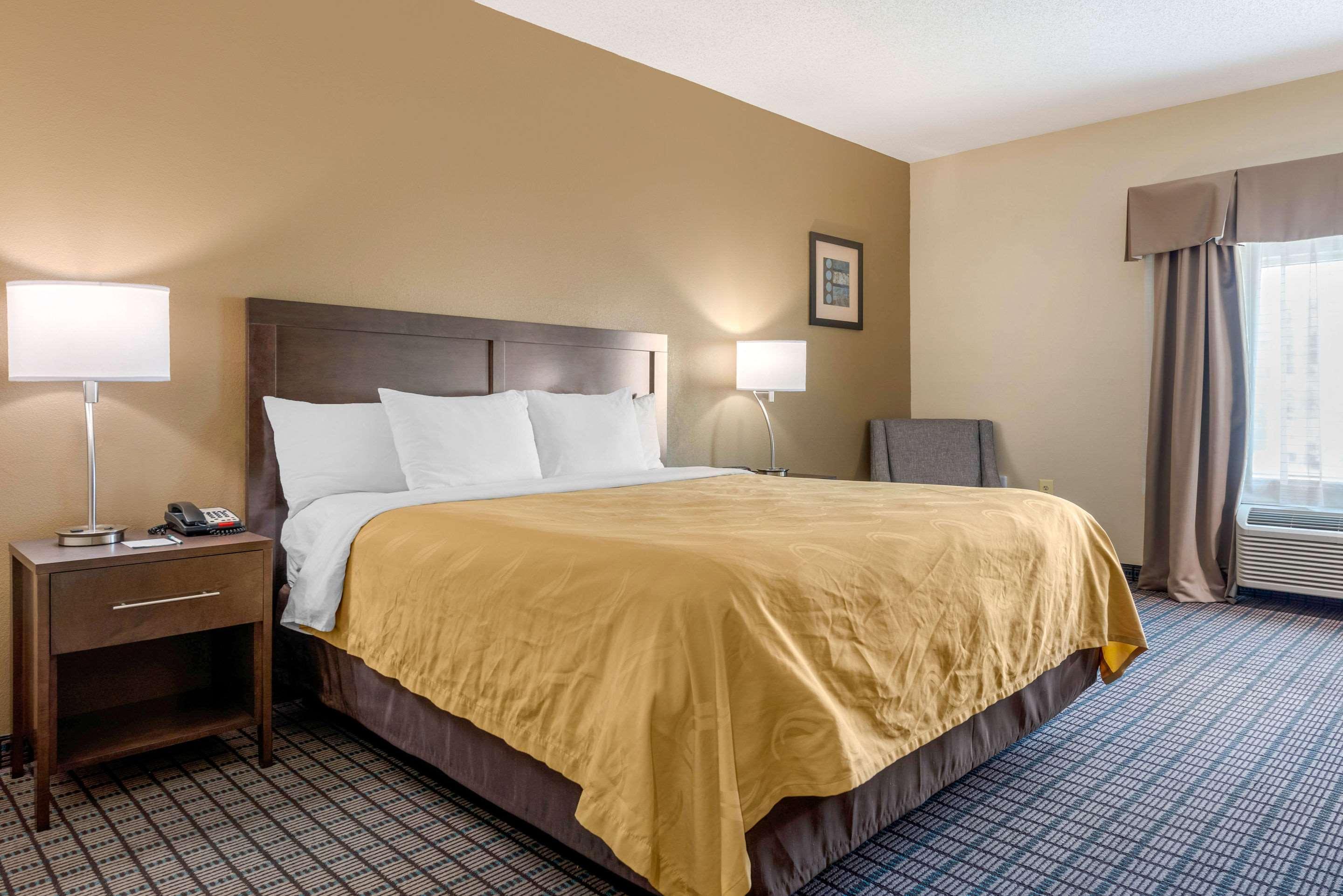 Comfort Inn & Suites Цинциннати Экстерьер фото