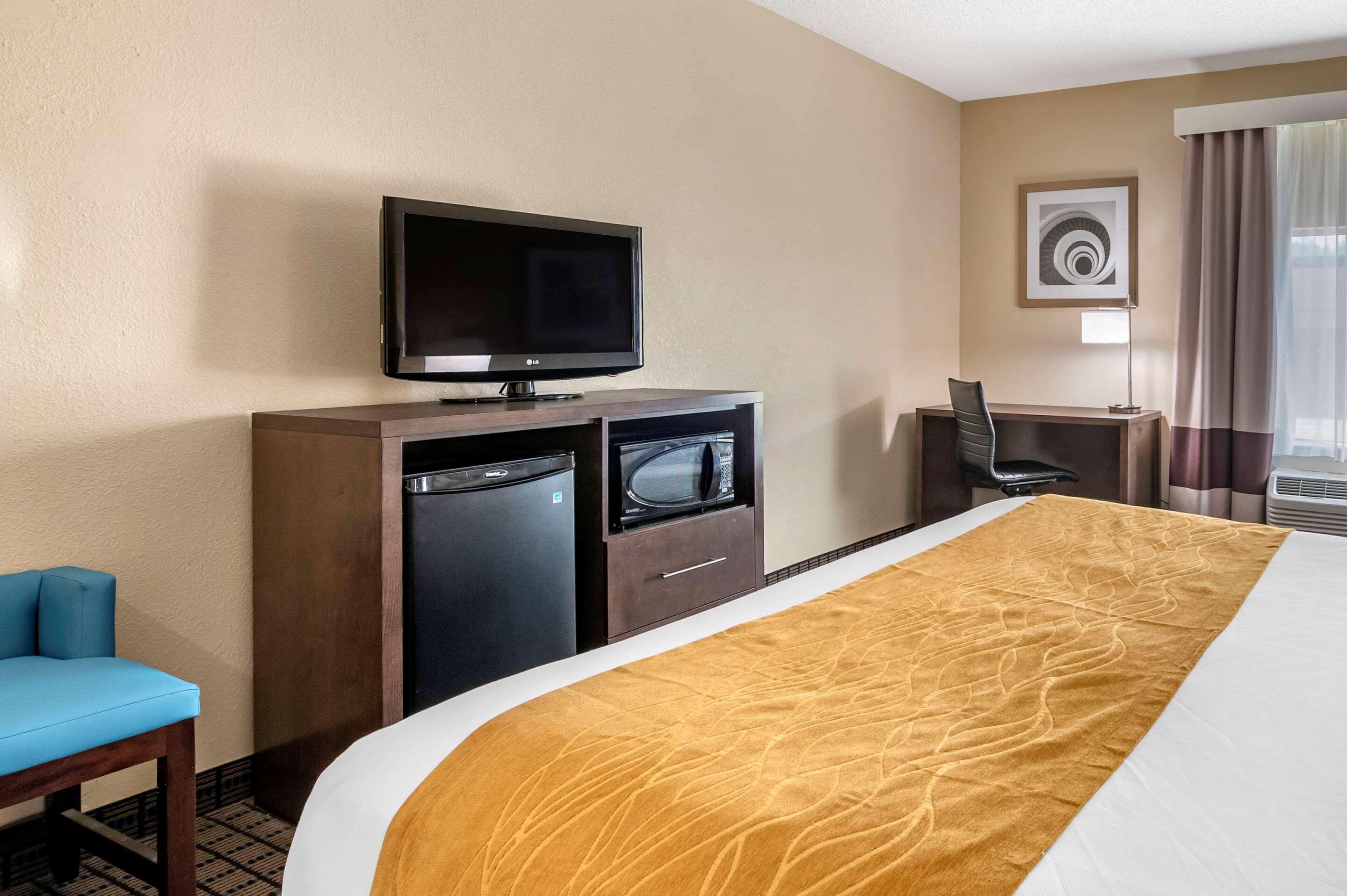 Comfort Inn & Suites Цинциннати Экстерьер фото