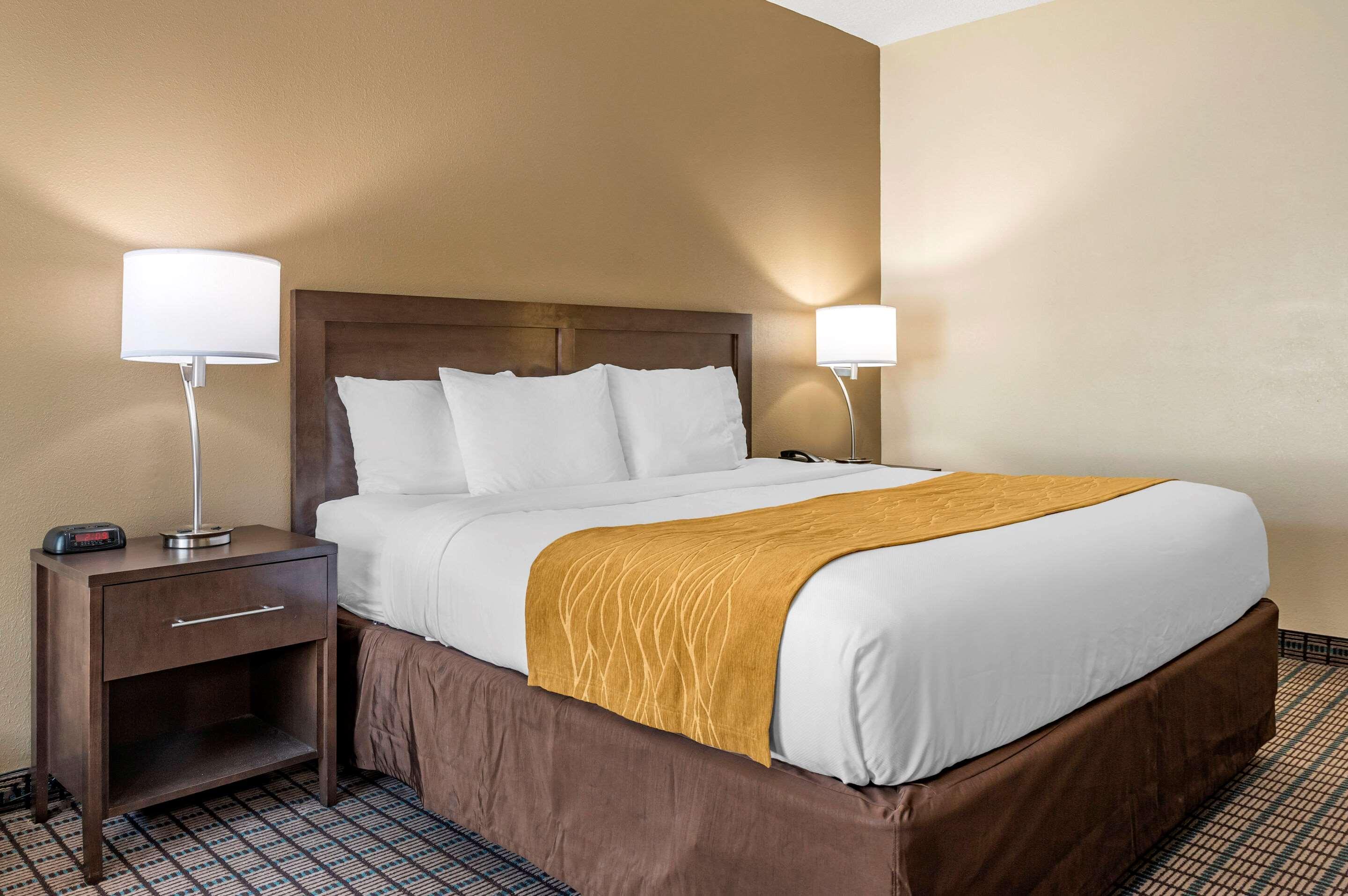 Comfort Inn & Suites Цинциннати Экстерьер фото