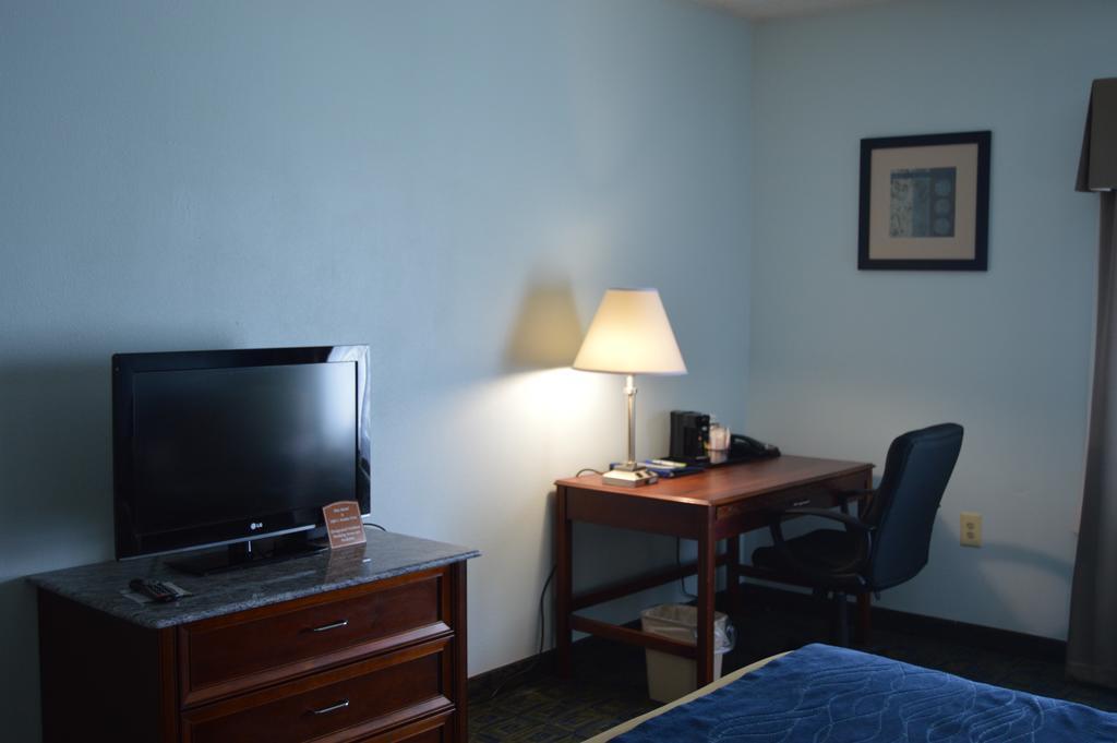 Comfort Inn & Suites Цинциннати Номер фото